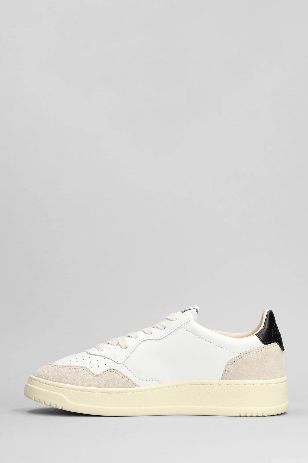 SNEAKERS MEDALIST LOW IN PELLE BIANCA