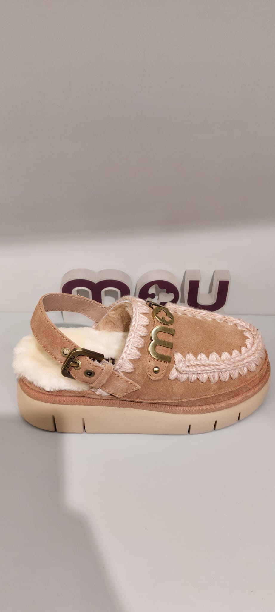 MOU BOUNCE CLOG BACKSTRAP LETTER LOGO