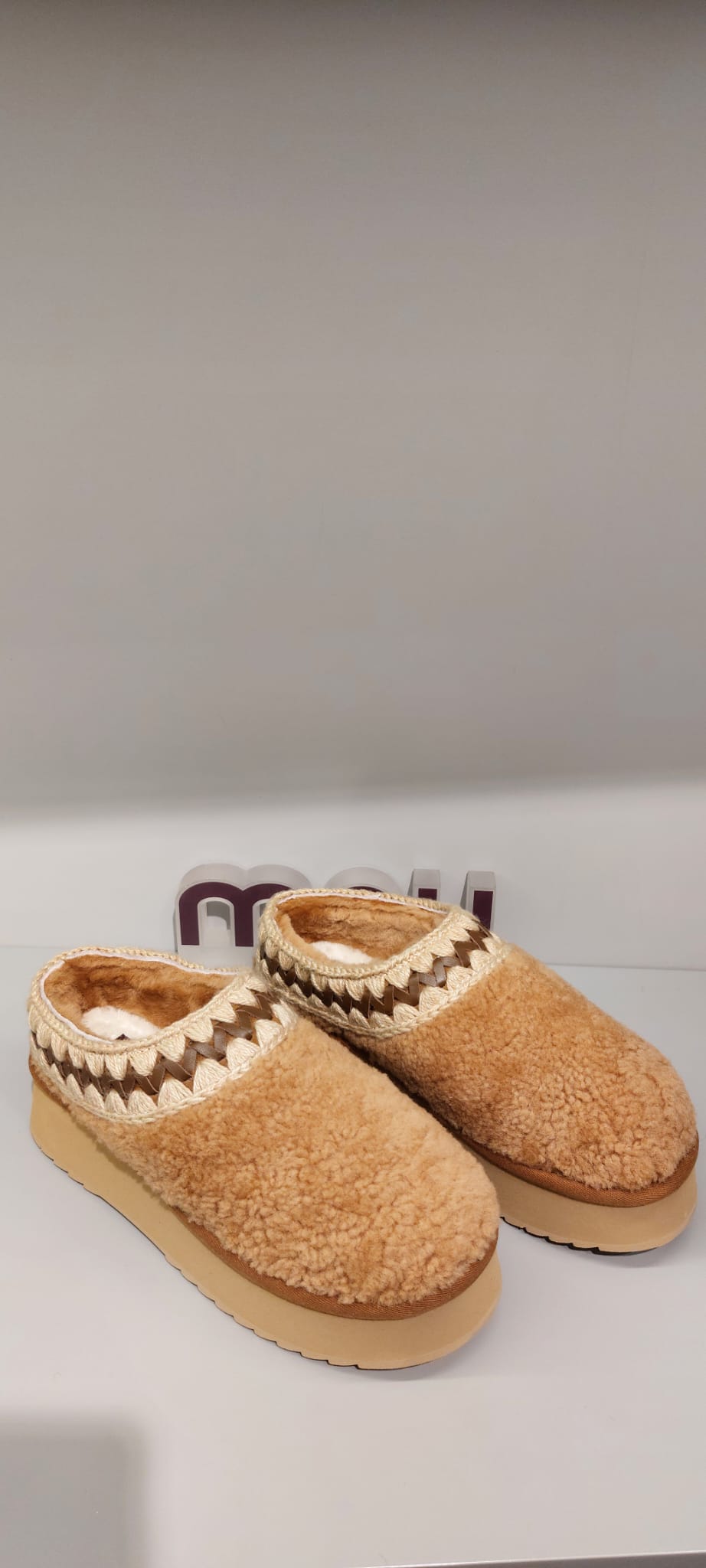 MOU PLATFORM CLOG CURLY