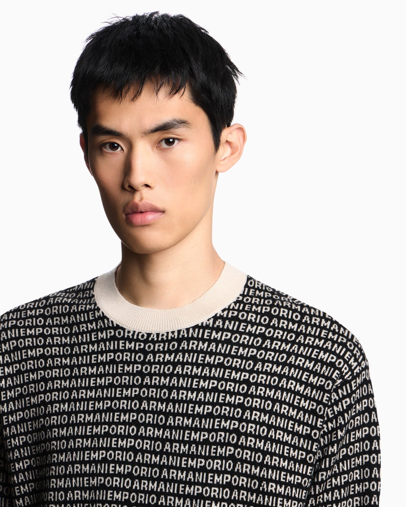 Maglione in lana vergine jacquard logo signature all over