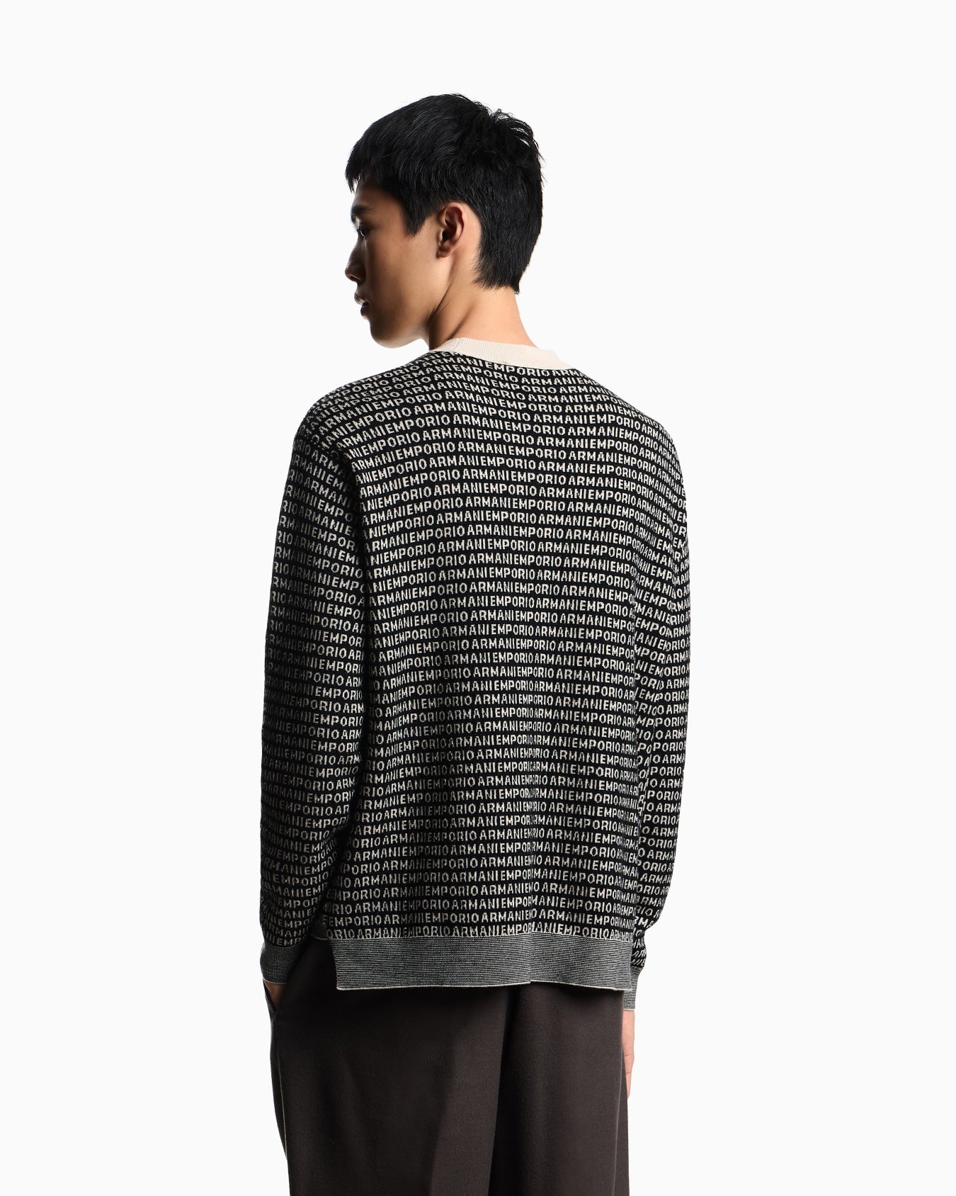 Maglione in lana vergine jacquard logo signature all over