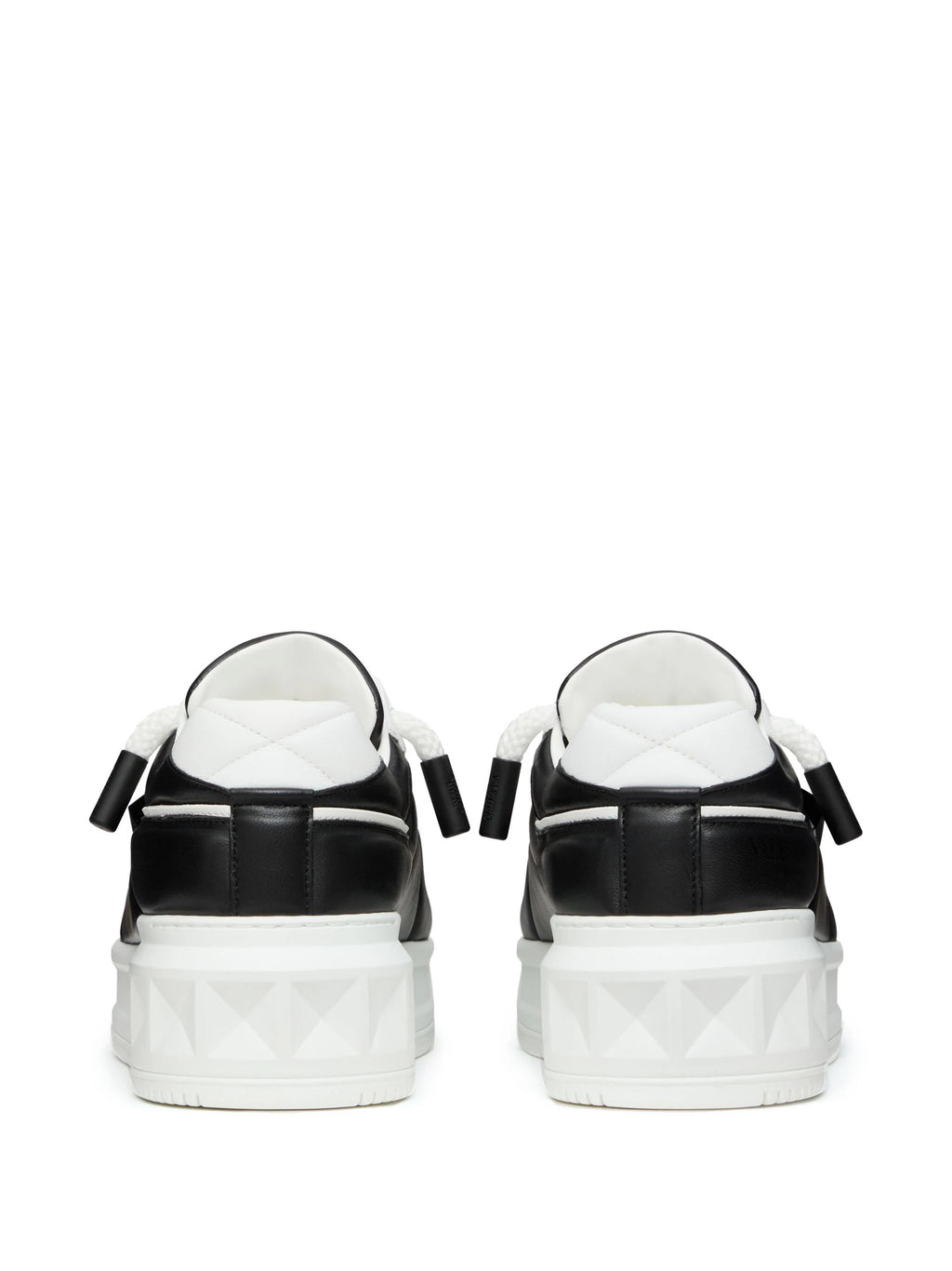 VALENTINO  Sneakers di pelle bianca/nera