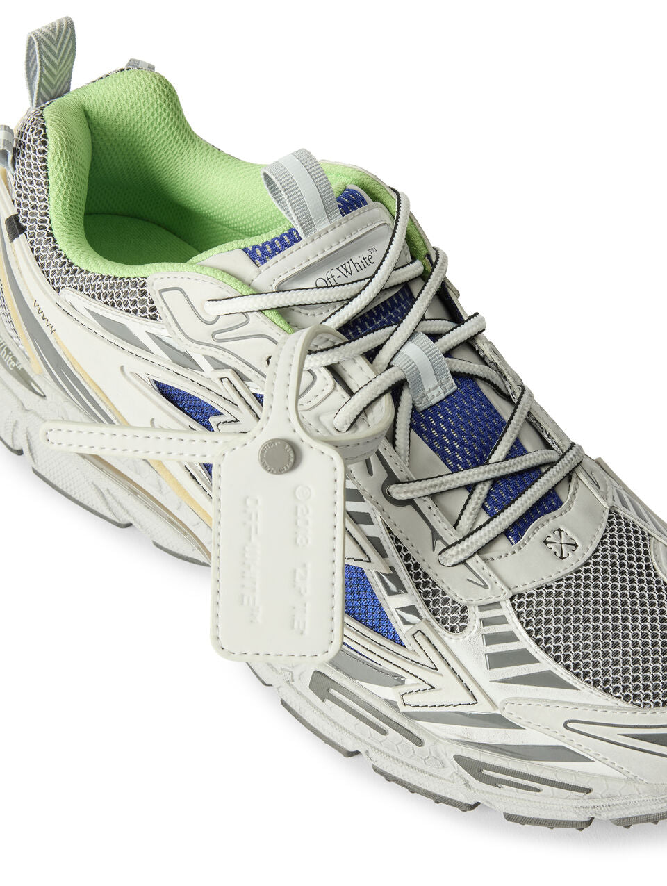 Sneakers Be Right Back Worn Out