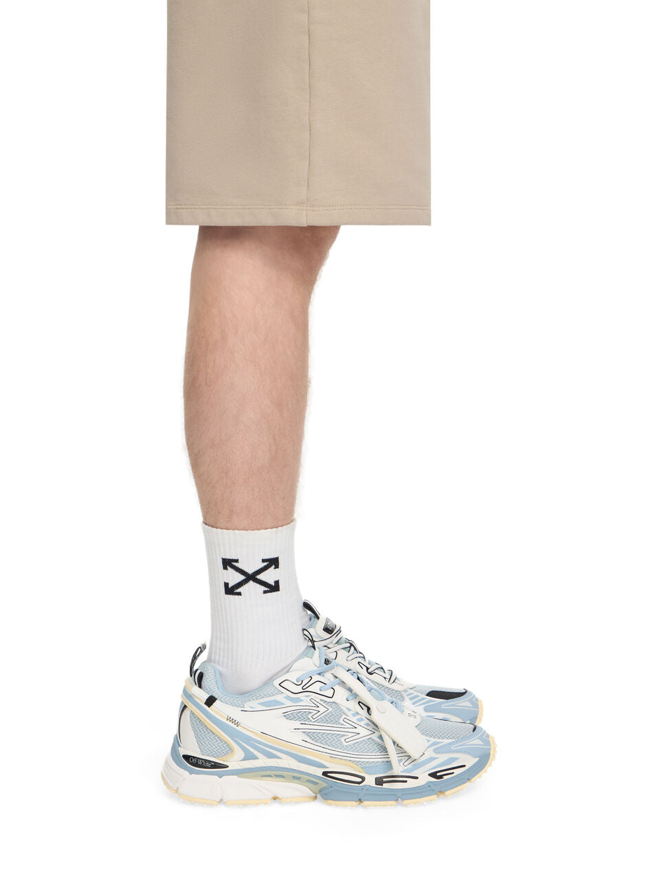 Sneakers Be Right Back